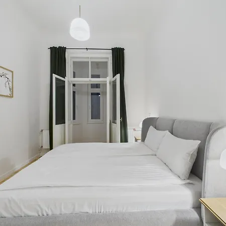 M9 Downtown By Bnbverit Apartamento