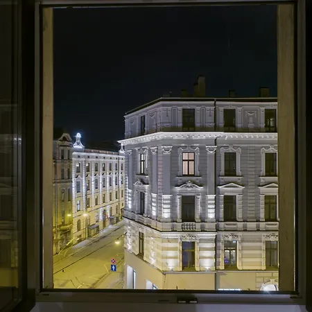 M9 Downtown By Bnbverit 아파트