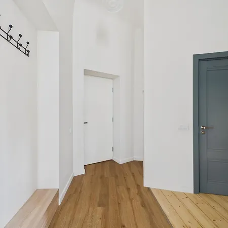 M9 Centre - 7 Min To Old Town 아파트 리가
