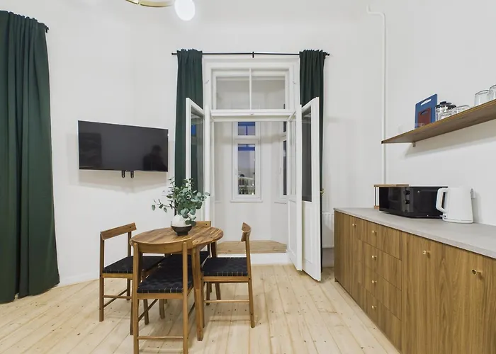 M9 Downtown By Bnbverit Apartment *