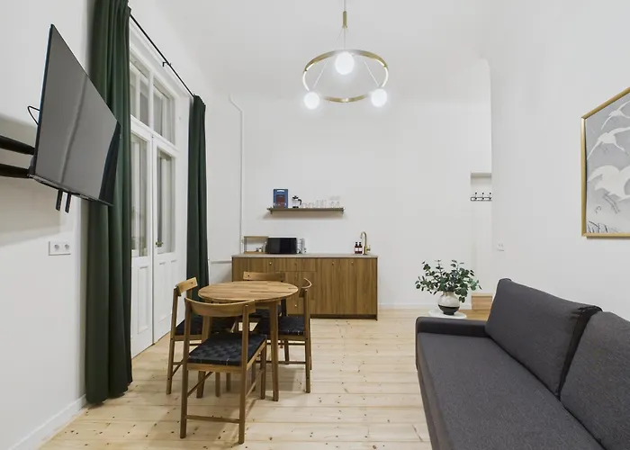 Apartment M9 Downtown By Bnbverit *