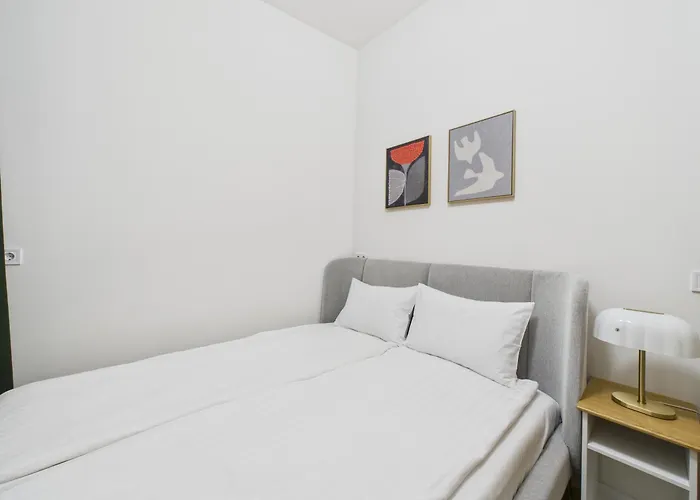 Apartment M9 Downtown By Bnbverit