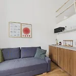 M9 Centre - 7 Min To Old Town Apartmán